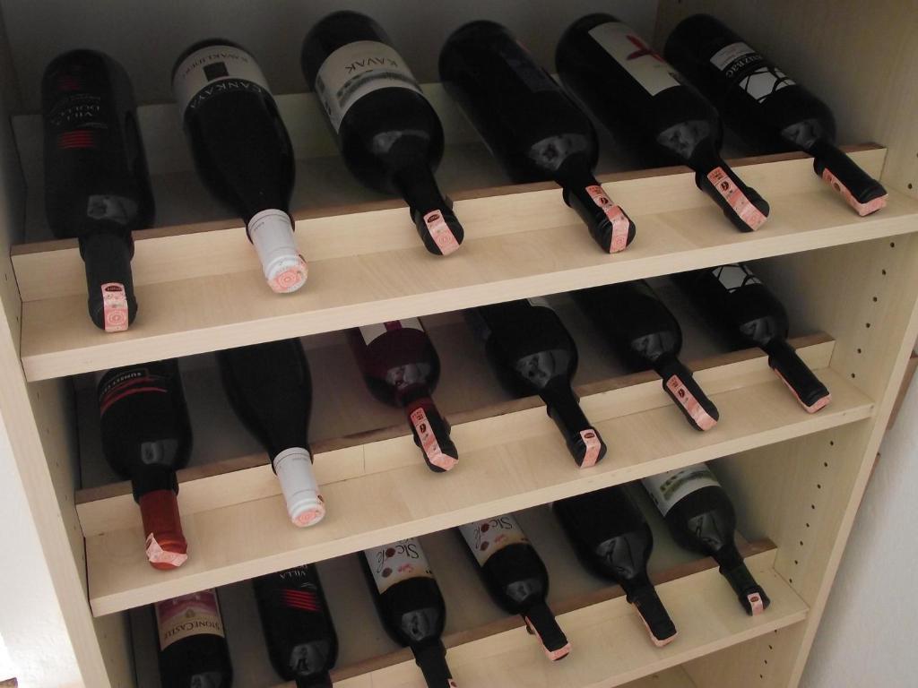 美丽华膳食酒店 卡斯 外观 照片